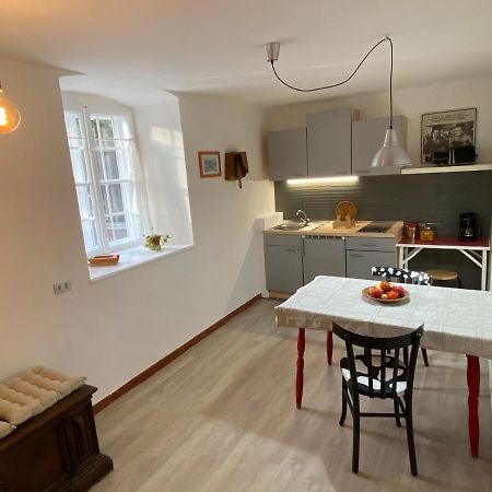 Cozy Apartment In A Historic Villa Merano Esterno foto