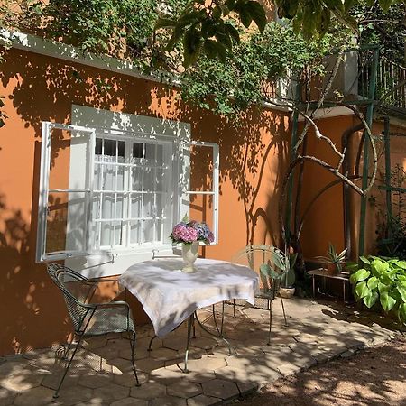 Cozy Apartment In A Historic Villa Merano Esterno foto