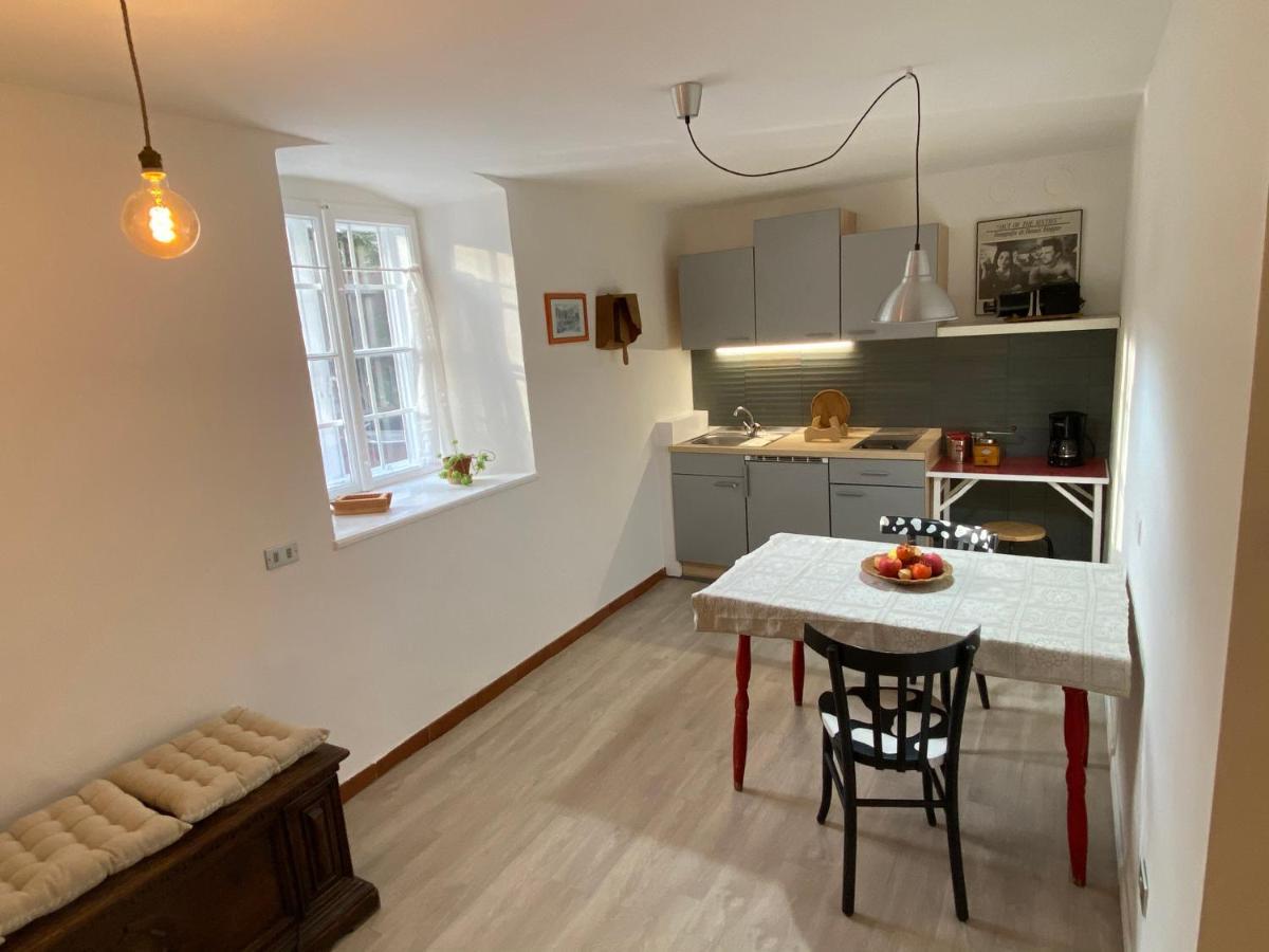 Cozy Apartment In A Historic Villa Merano Esterno foto