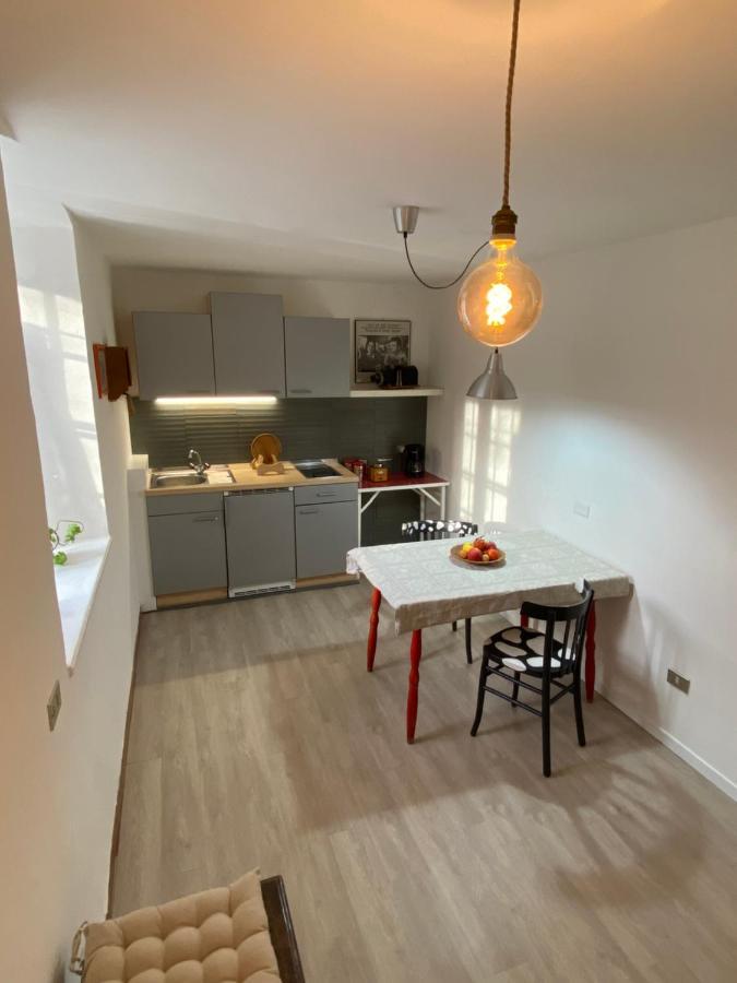 Cozy Apartment In A Historic Villa Merano Esterno foto
