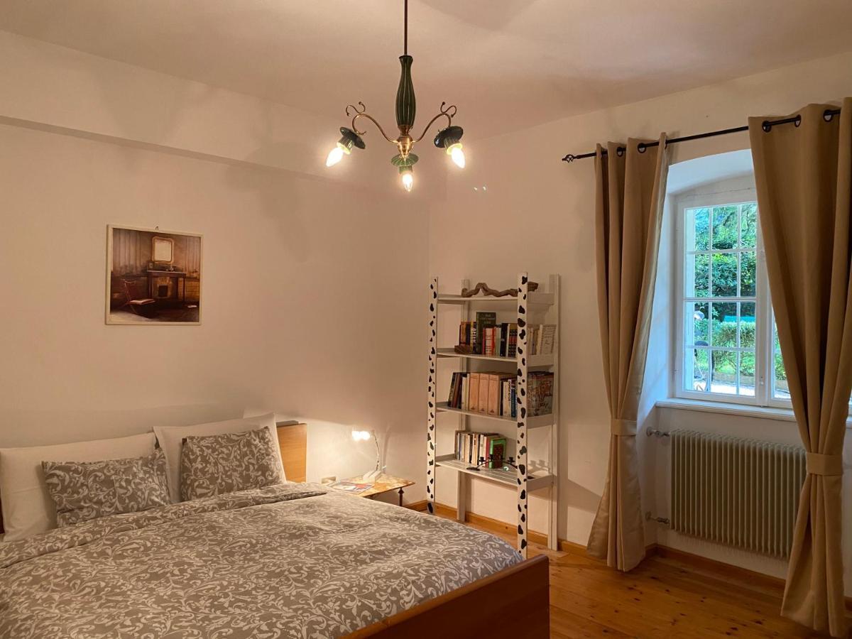 Cozy Apartment In A Historic Villa Merano Esterno foto